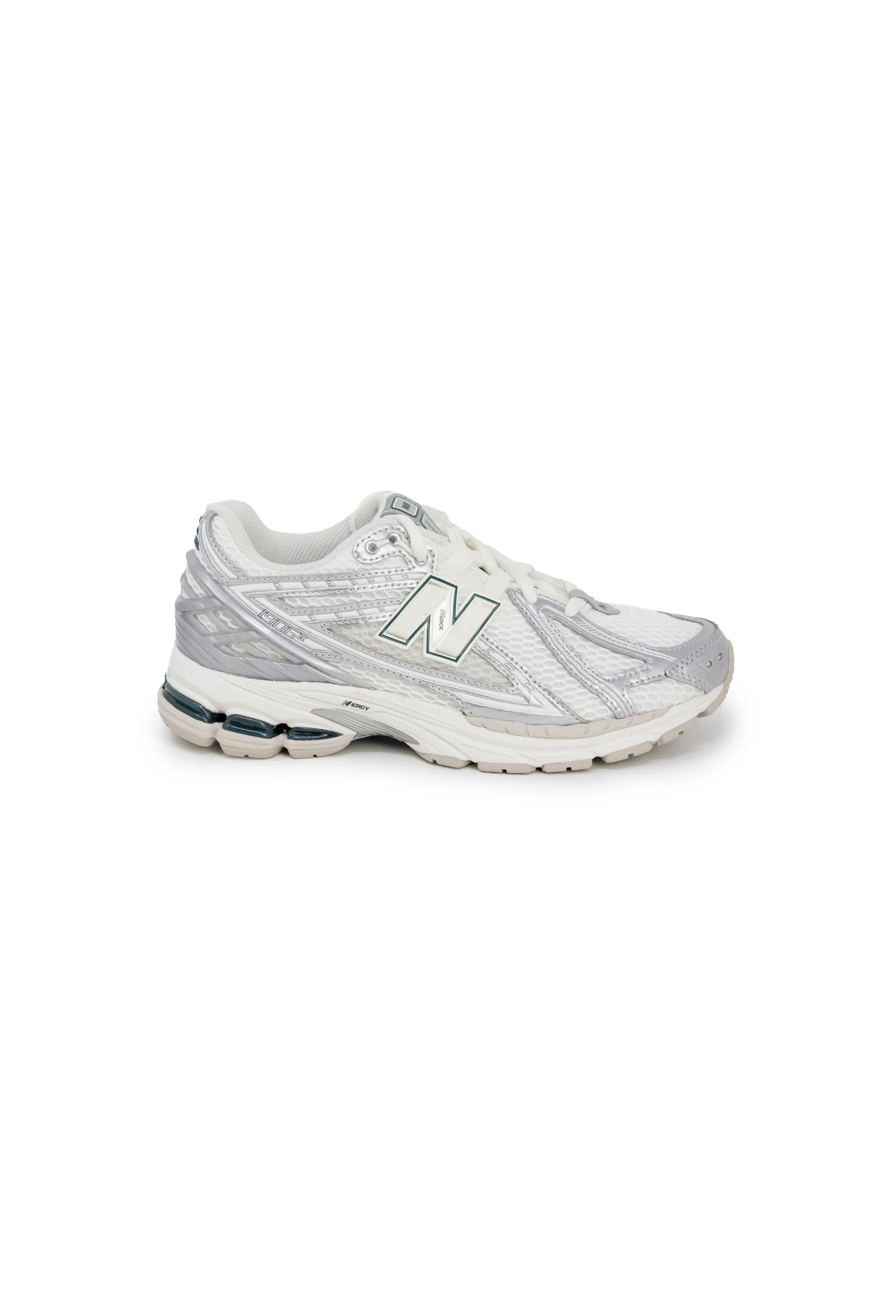 Дамски маратонки New Balance сребристи
