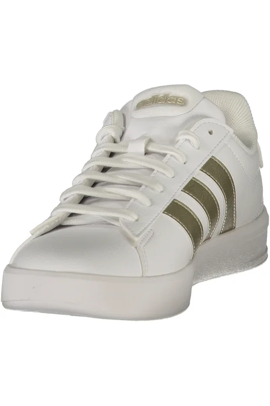 ДАМСКИ БЕЛИ СПОРТНИ ОБУВКИ ADIDAS