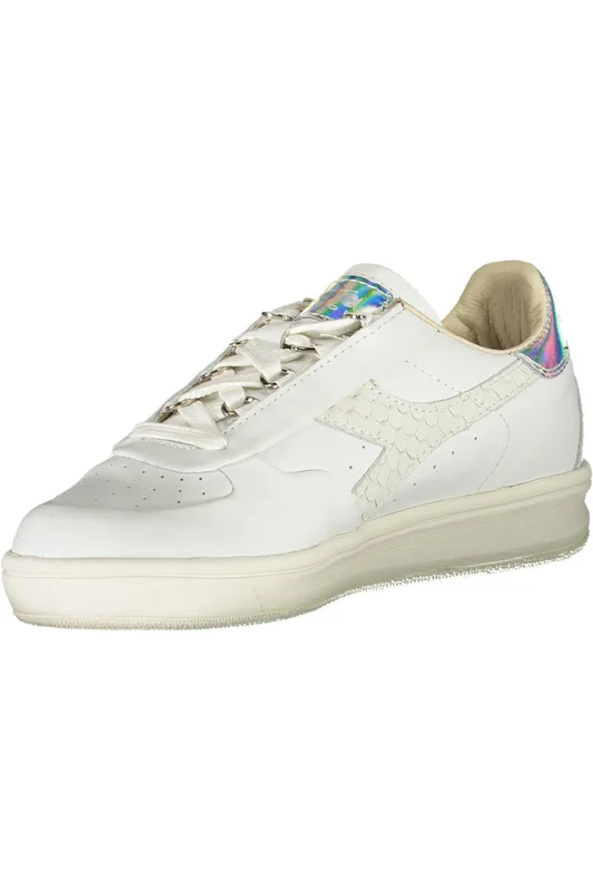 ДАМСКИ СПОРТНИ ОБУВКИ БЕЛИ DIADORA