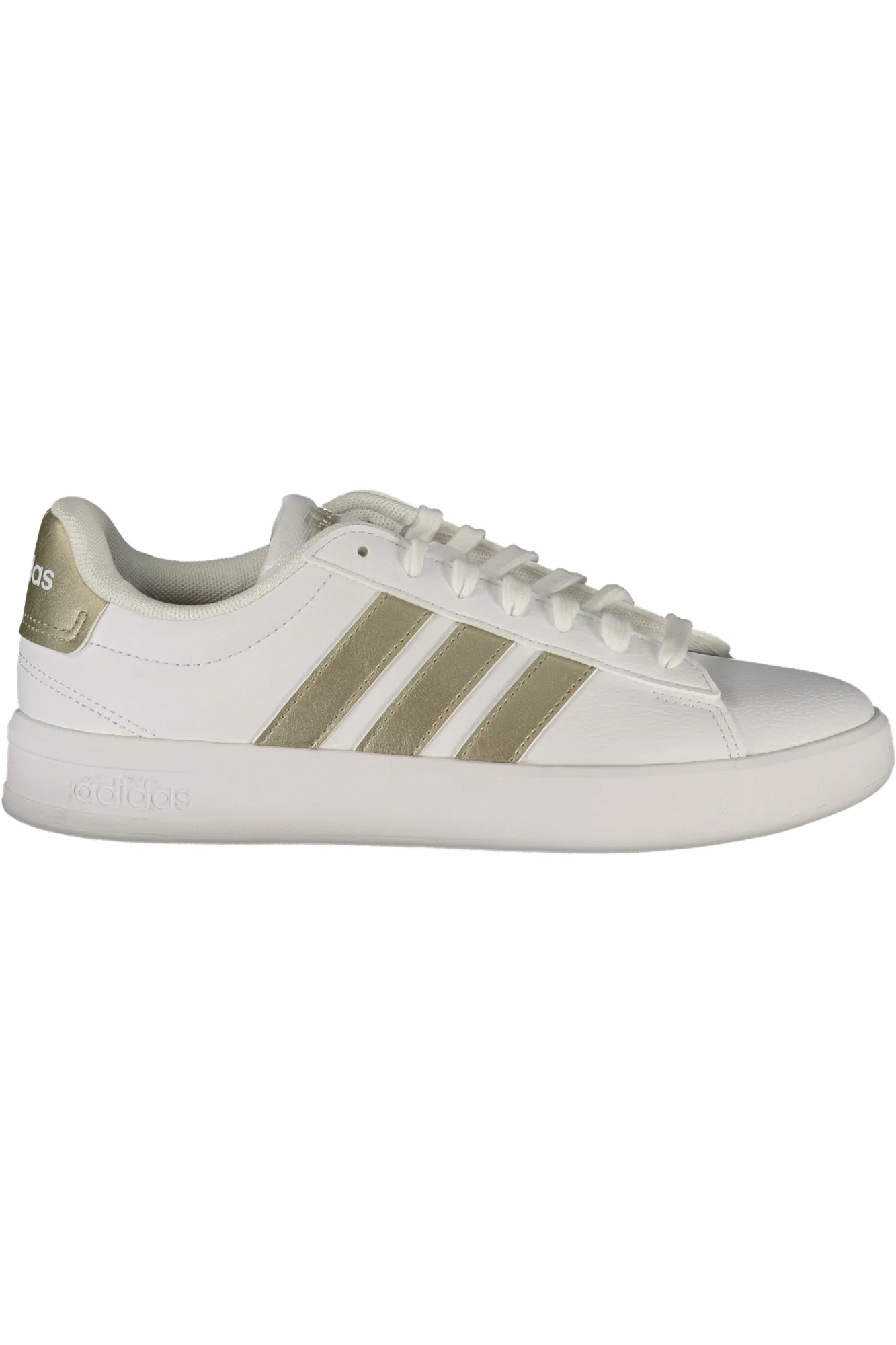 ДАМСКИ БЕЛИ СПОРТНИ ОБУВКИ ADIDAS
