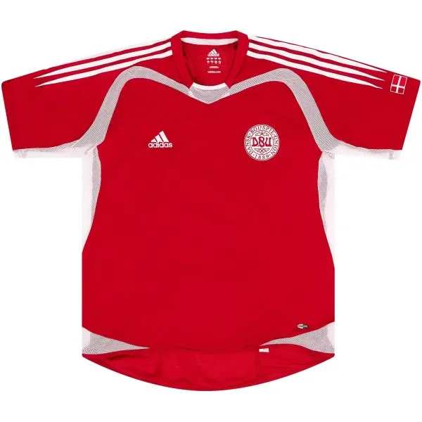 2004 Denmark Home Kit (2XL) *PLAYER VERSION*