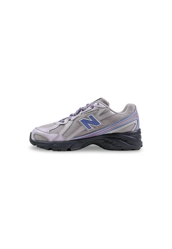 Дамски маратонки New Balance лилави